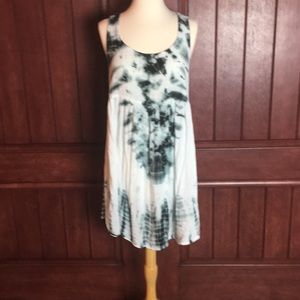 White tie-dye midi island beach small dress